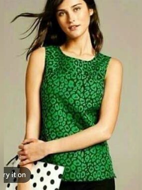 Preowned Banana Republic Textured Sleeveless Top Size 14
